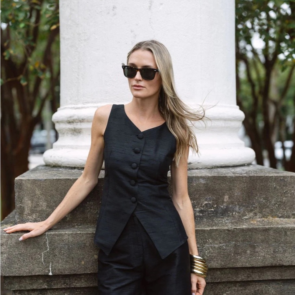 Julia Amory Tess Vest Noir, size M
